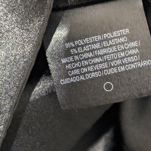 Tahari Sleeveless Snakeskin Sheath Ombre Dress High Neck Size Gray Silver Black - Picture 10 of 13